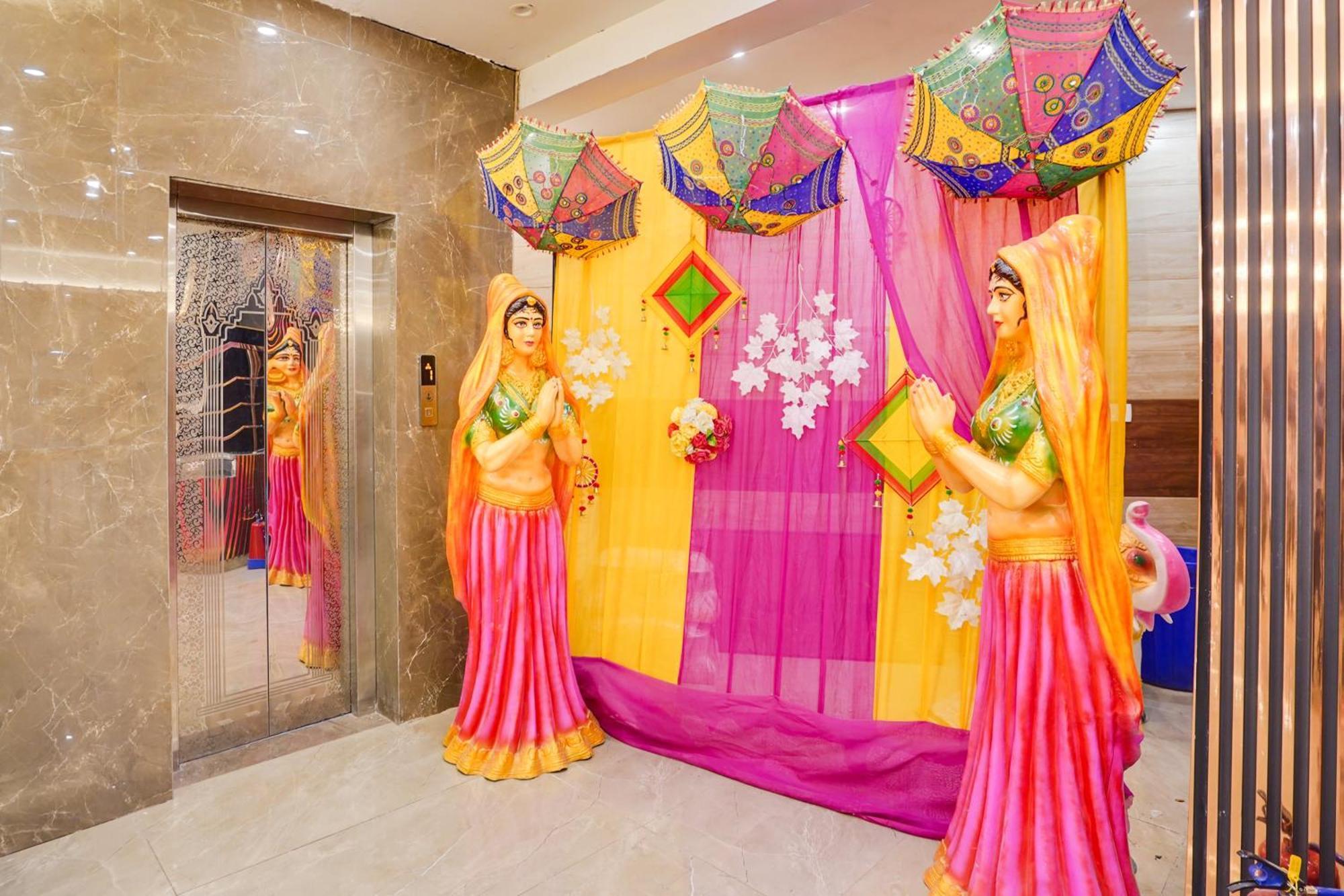 Hotel Super Townhouse The Royal Casa Ghaziabad Exterior foto